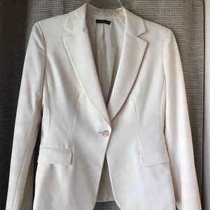 Elie Tahari Ivory Blazer